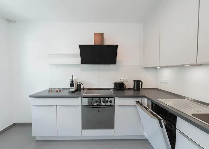 Julia's Mosel Tony アパート *